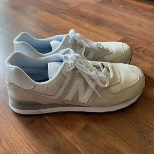 New Balance 574 Core Sneakers in Nimbus Cloud with White Style